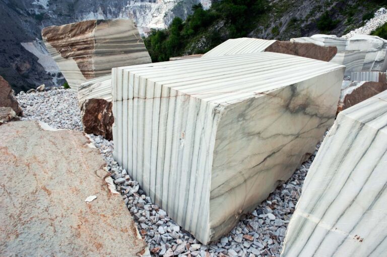 "Zebrino Block", Carrara, Italy (2012)
