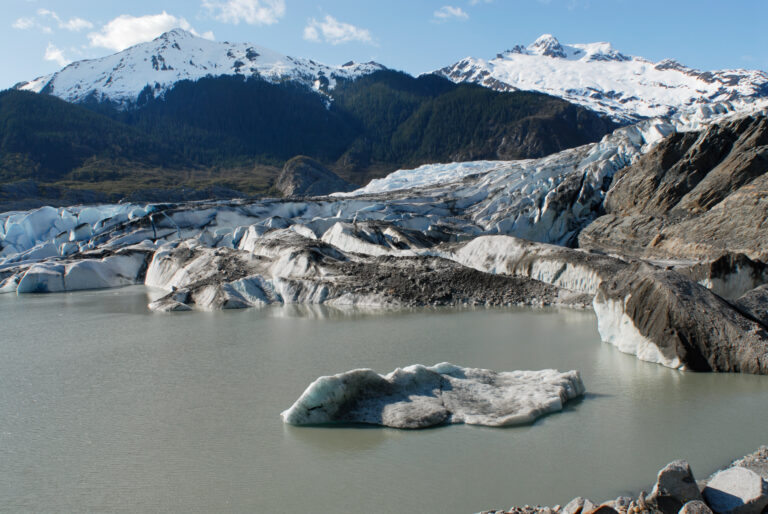 "Mendenhall Glacier", Juneau, Alaska, USA (May 20, 2007)